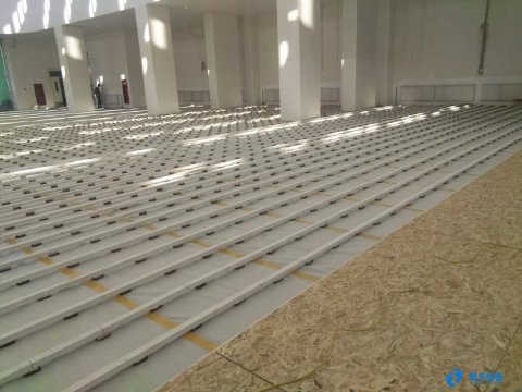 石嘴山星海學(xué)?；@球木地板安裝