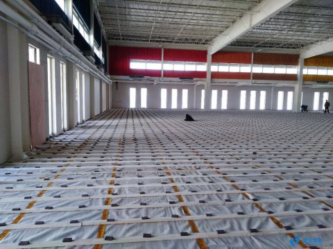 大連籃球木地板價格多少，歐氏運(yùn)動木地板