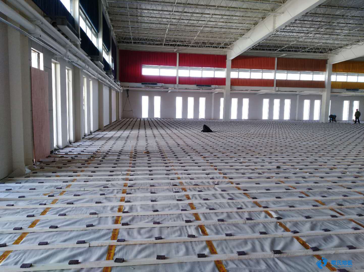 大連籃球木地板價(jià)格多少，歐氏運(yùn)動(dòng)木地板