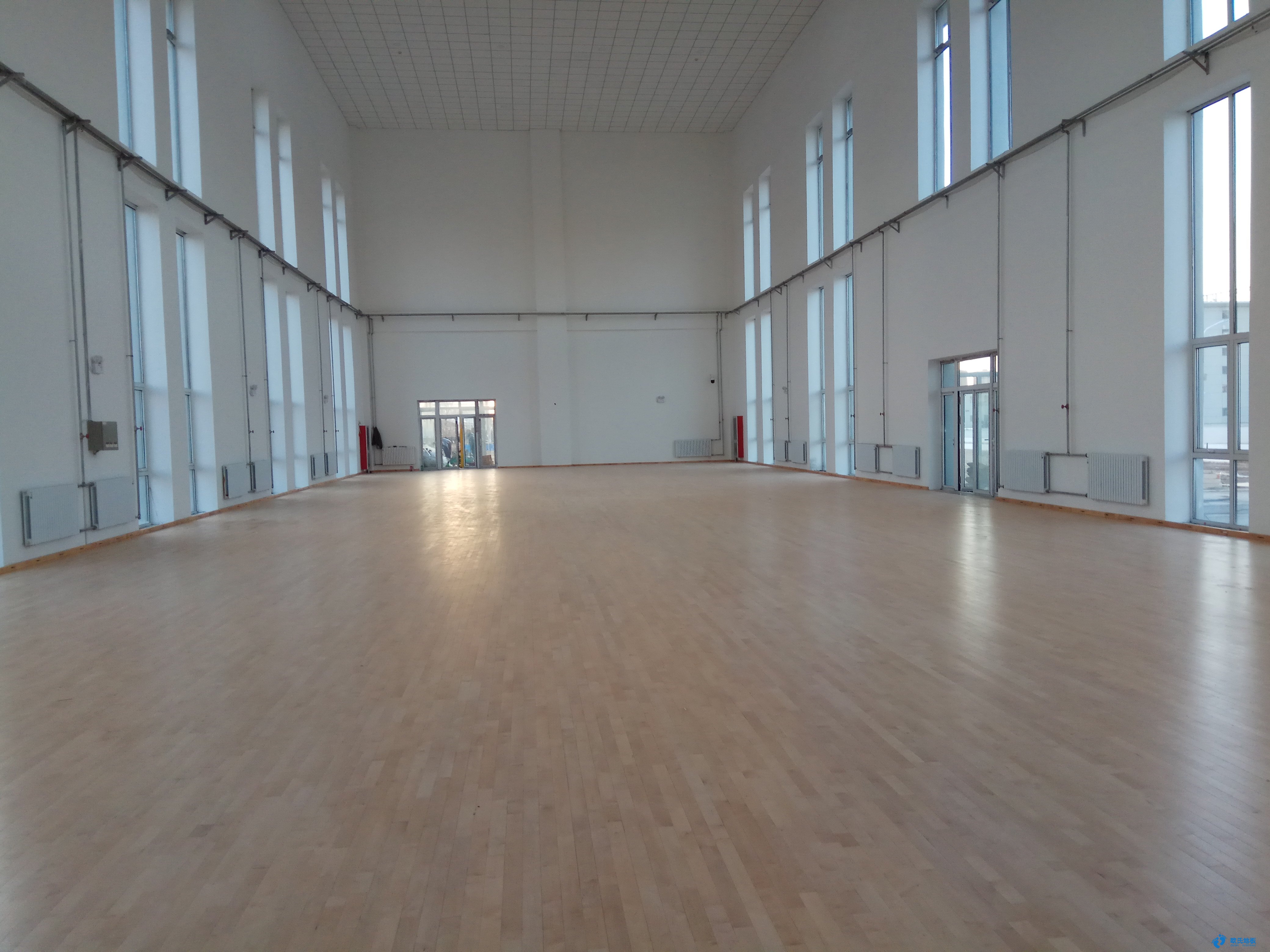 哈爾濱籃球場木地板生產(chǎn)廠家，歐氏地板有限公司