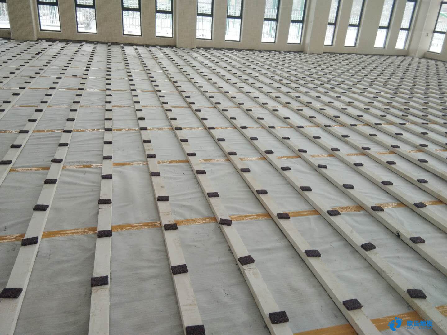 長春籃球木地板、羽毛球運動木地板生產(chǎn)廠家