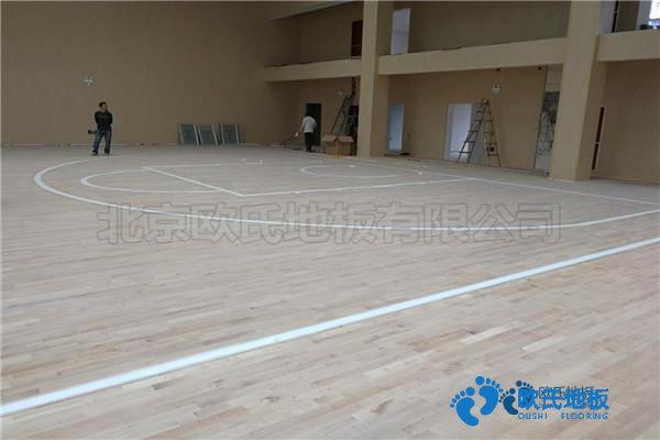 運(yùn)動場地板哪個牌子性價比高