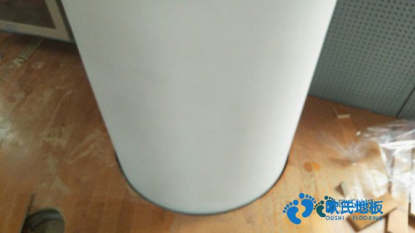學(xué)?；@球場館地板一般多寬
