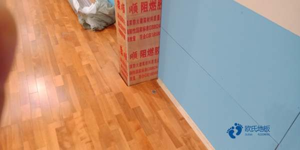 用什么運(yùn)動木地板圖解
