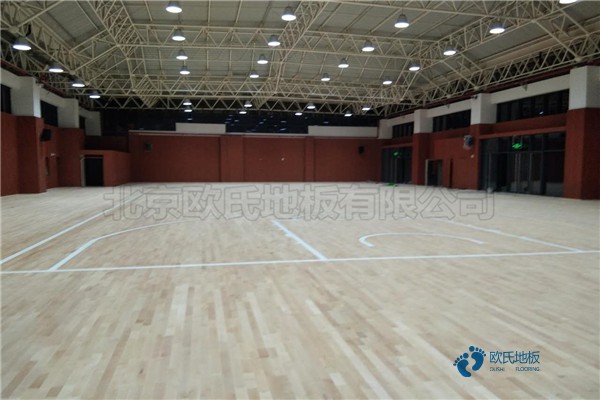 優(yōu)惠的體育場地木地板廠家報(bào)價(jià)2