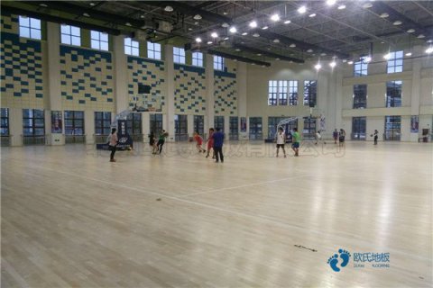 學?；@球館地板施工方案