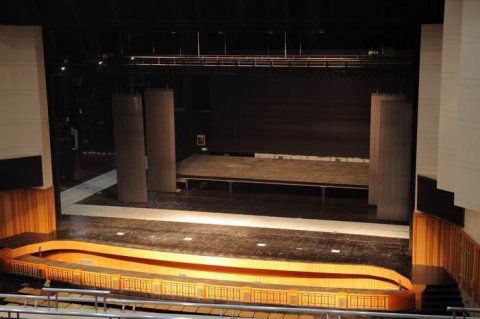 俄勒岡松舞臺(tái)場(chǎng)地地板較好的有哪些牌子